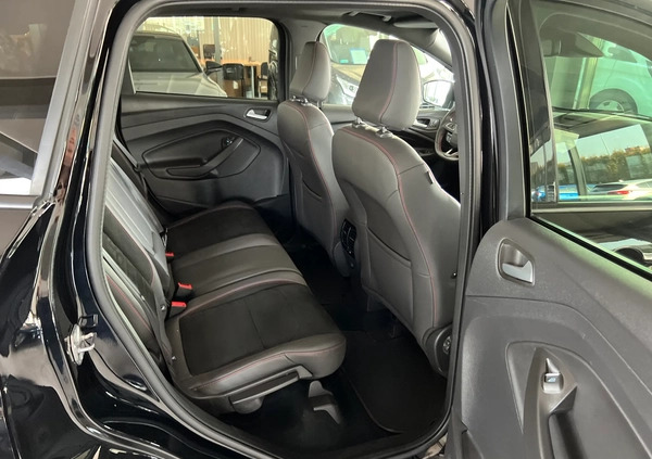 Ford Kuga cena 97900 przebieg: 75000, rok produkcji 2019 z Tychy małe 596
